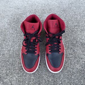 Nike Air Jordan 1 Mid Reverse BRED Black Red White Men’s Size 10.5
